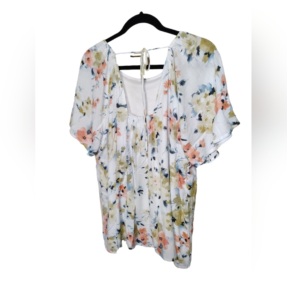 Papermoon Floral Blouse – Size 2X - Picture 3 of 9